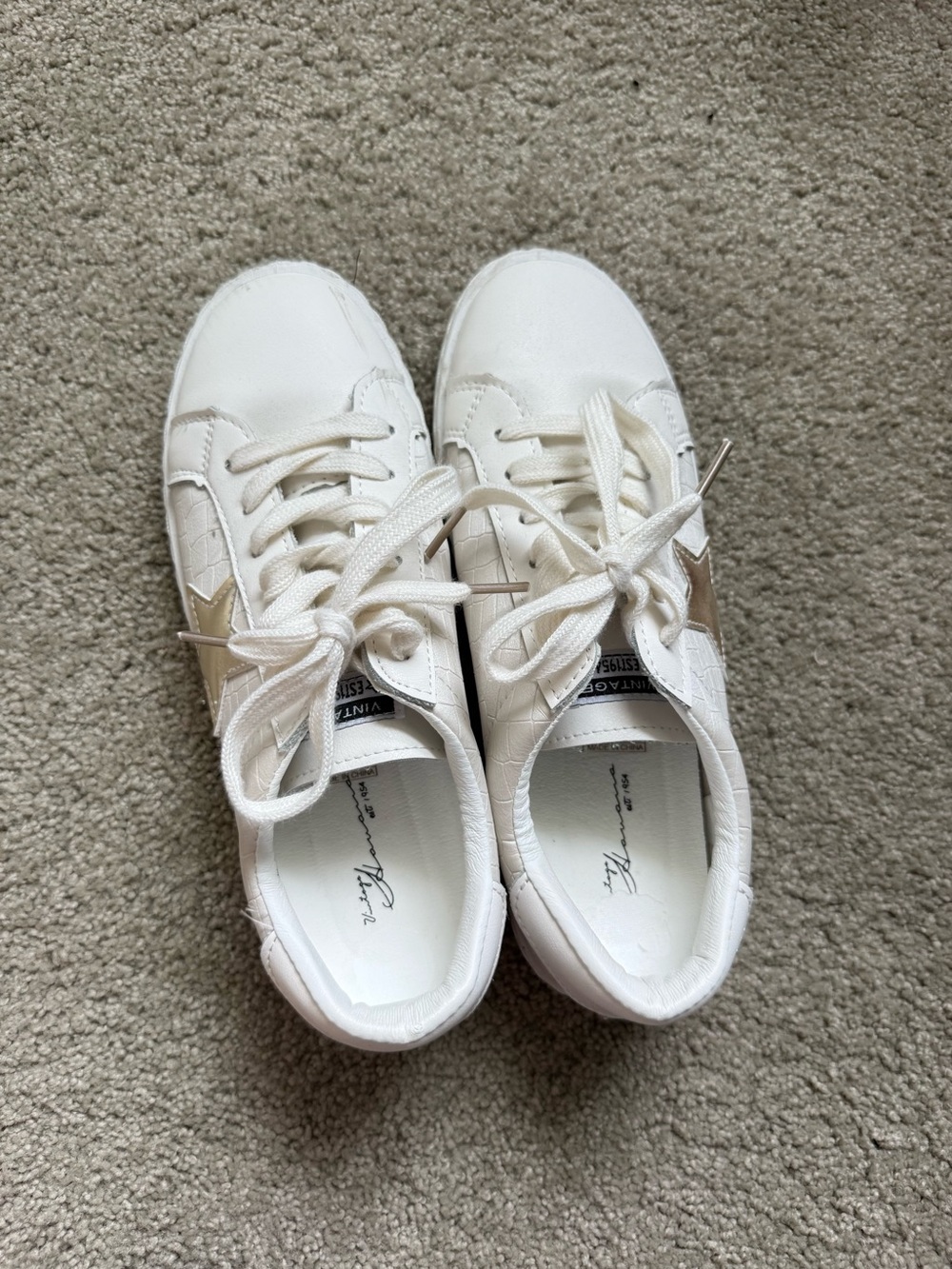 Vintage Havana White Sneakers with Gold Star